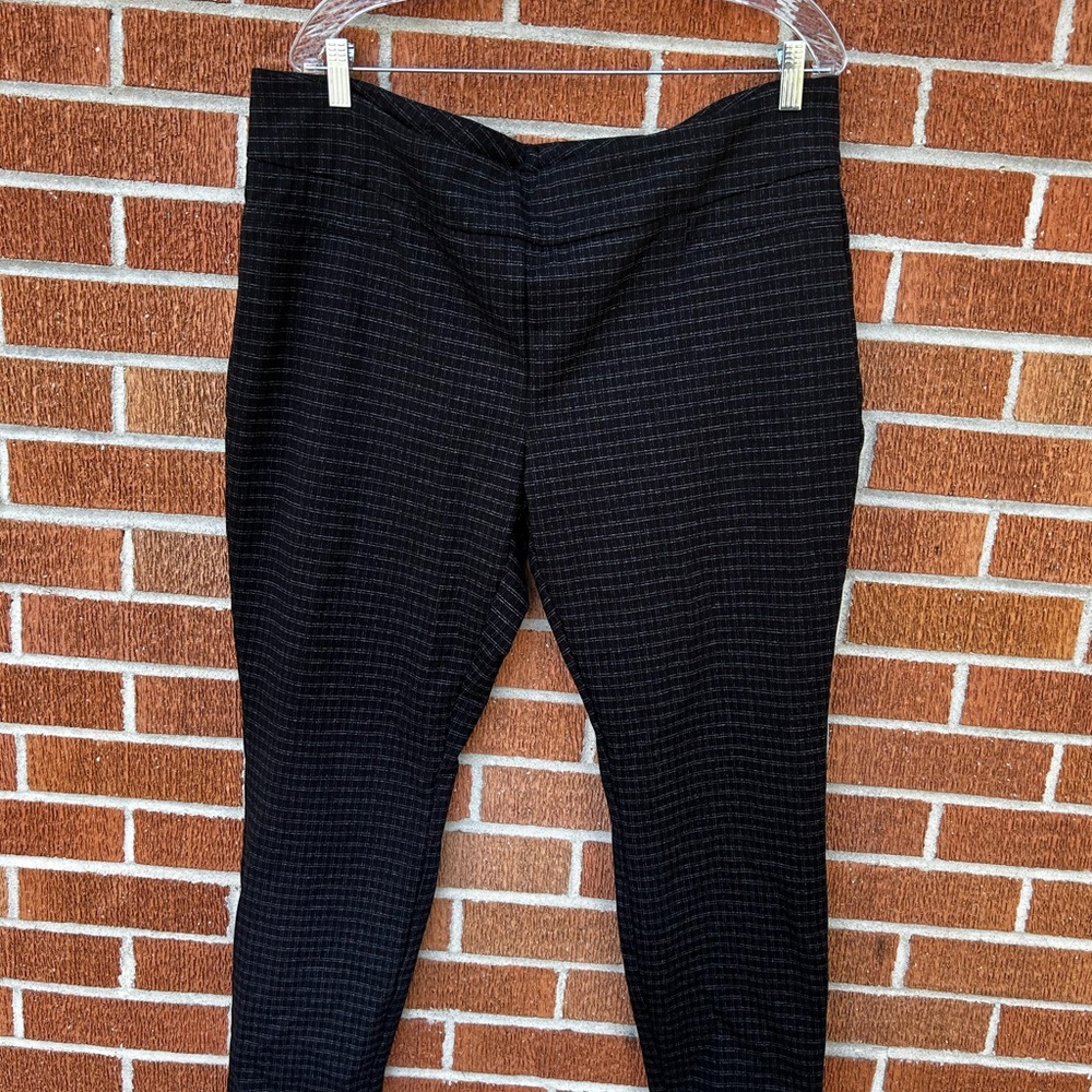 Dalia Legging Style Pant